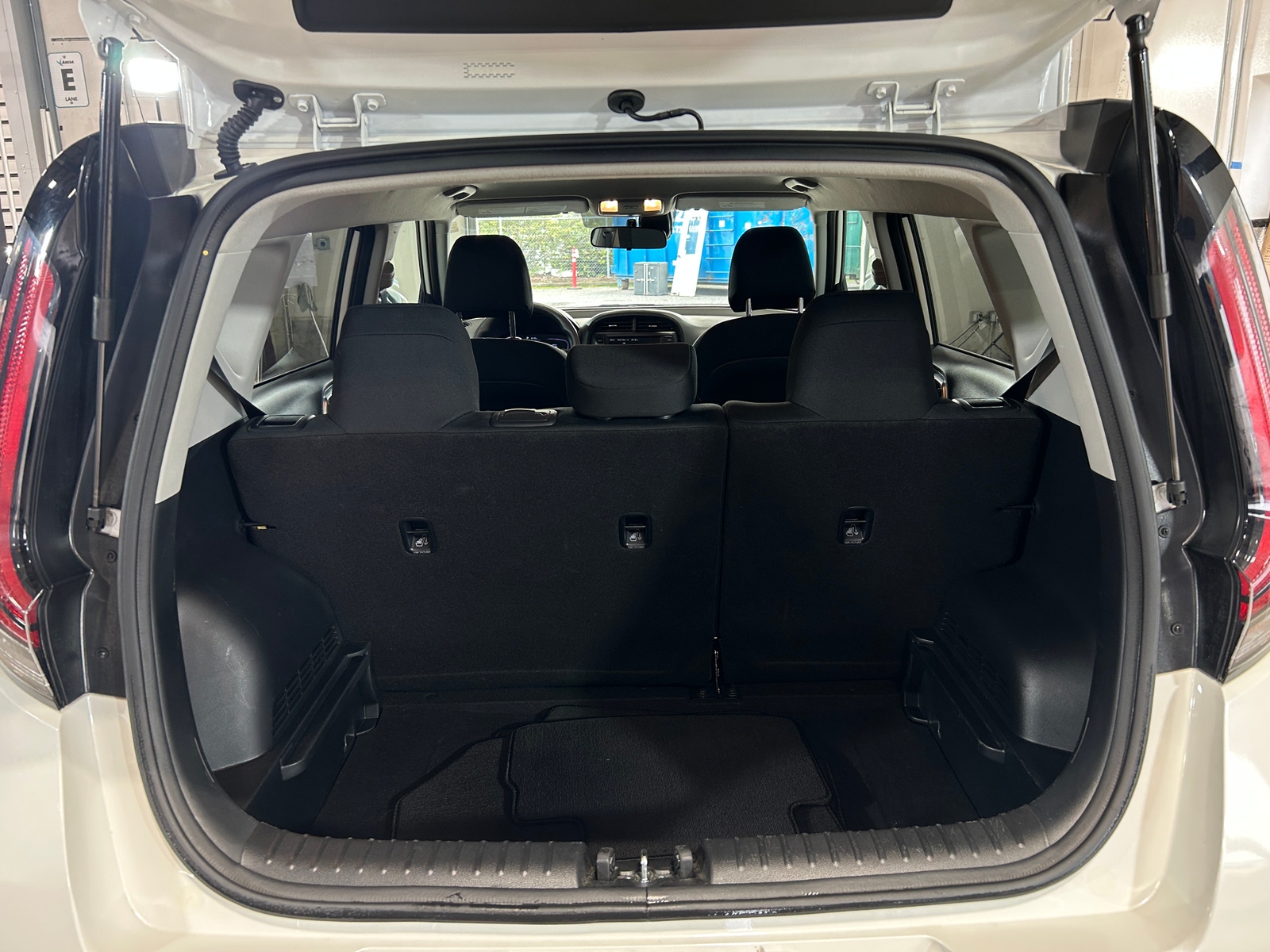 Thumbnail: 2024 Kia Soul - 7