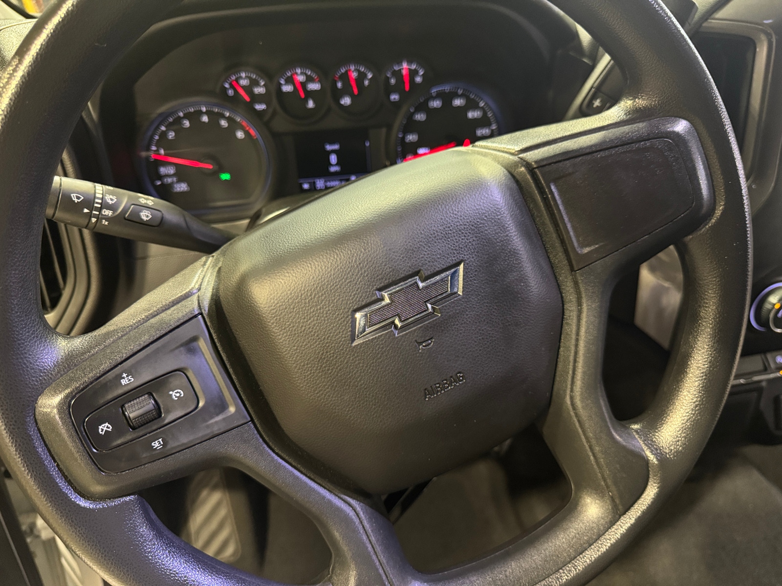 Thumbnail: 2022 Chevrolet Silverado 1500 - 5