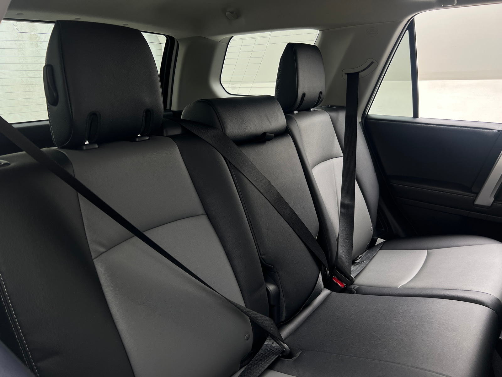 Thumbnail: 2022 Toyota 4Runner - 5