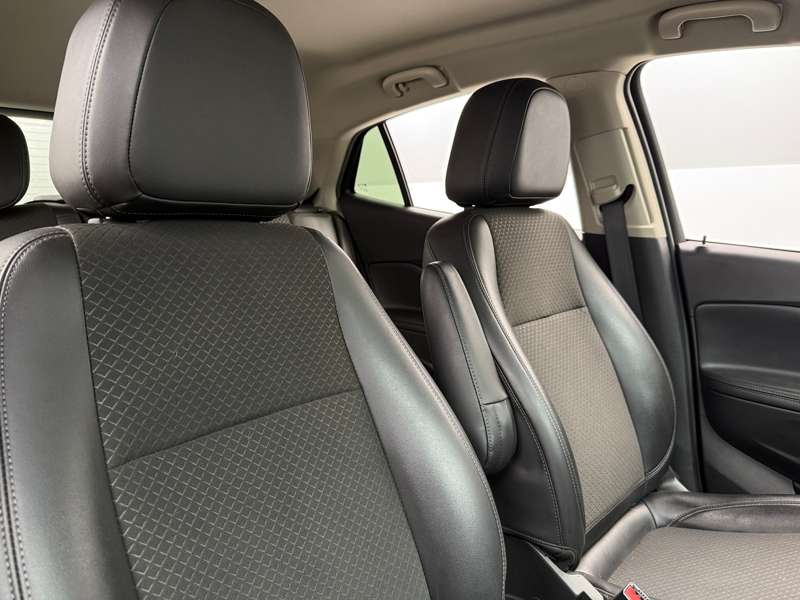 Thumbnail: 2020 Buick Encore - 2