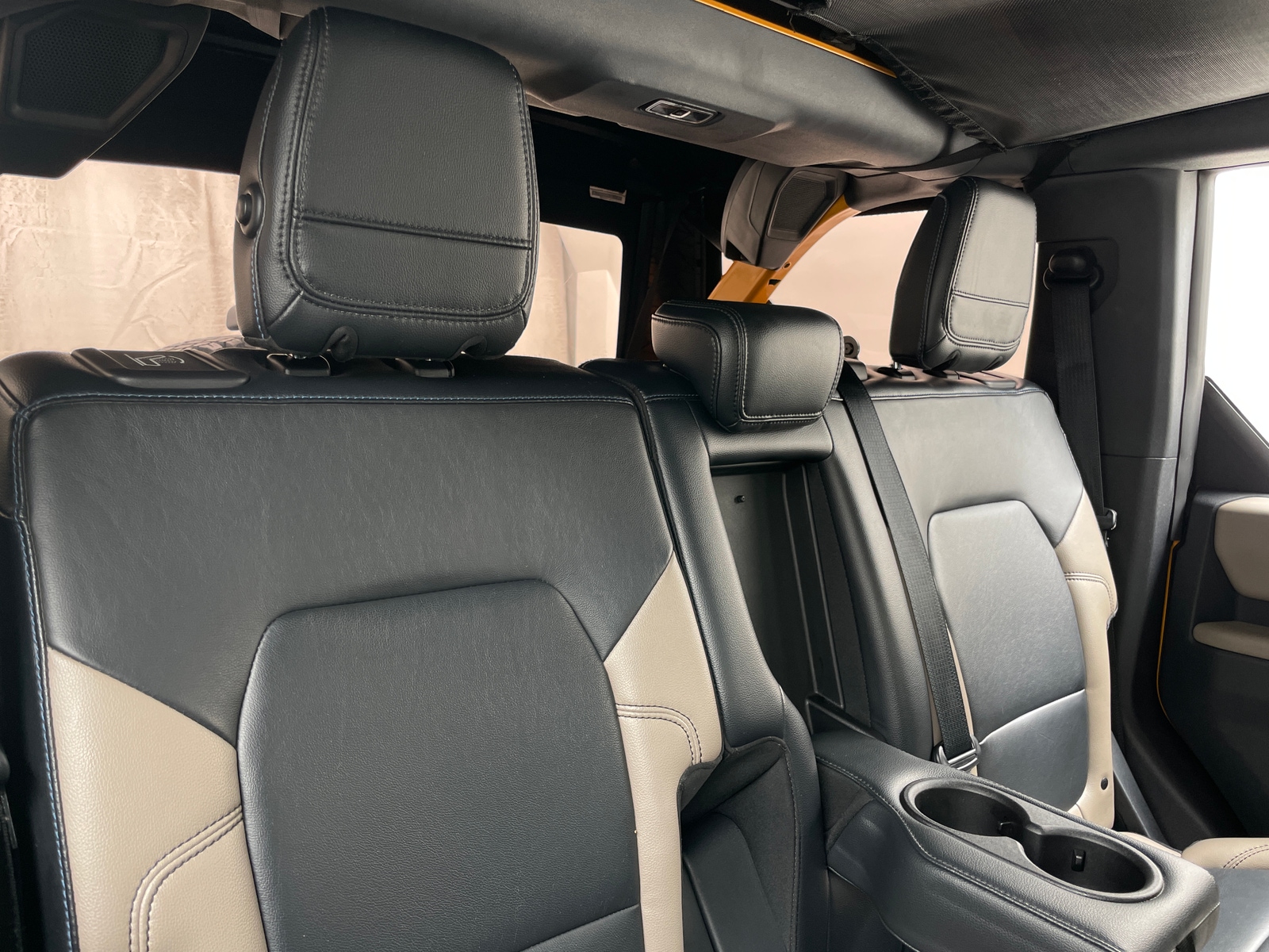 Thumbnail: 2022 Ford Bronco - 6