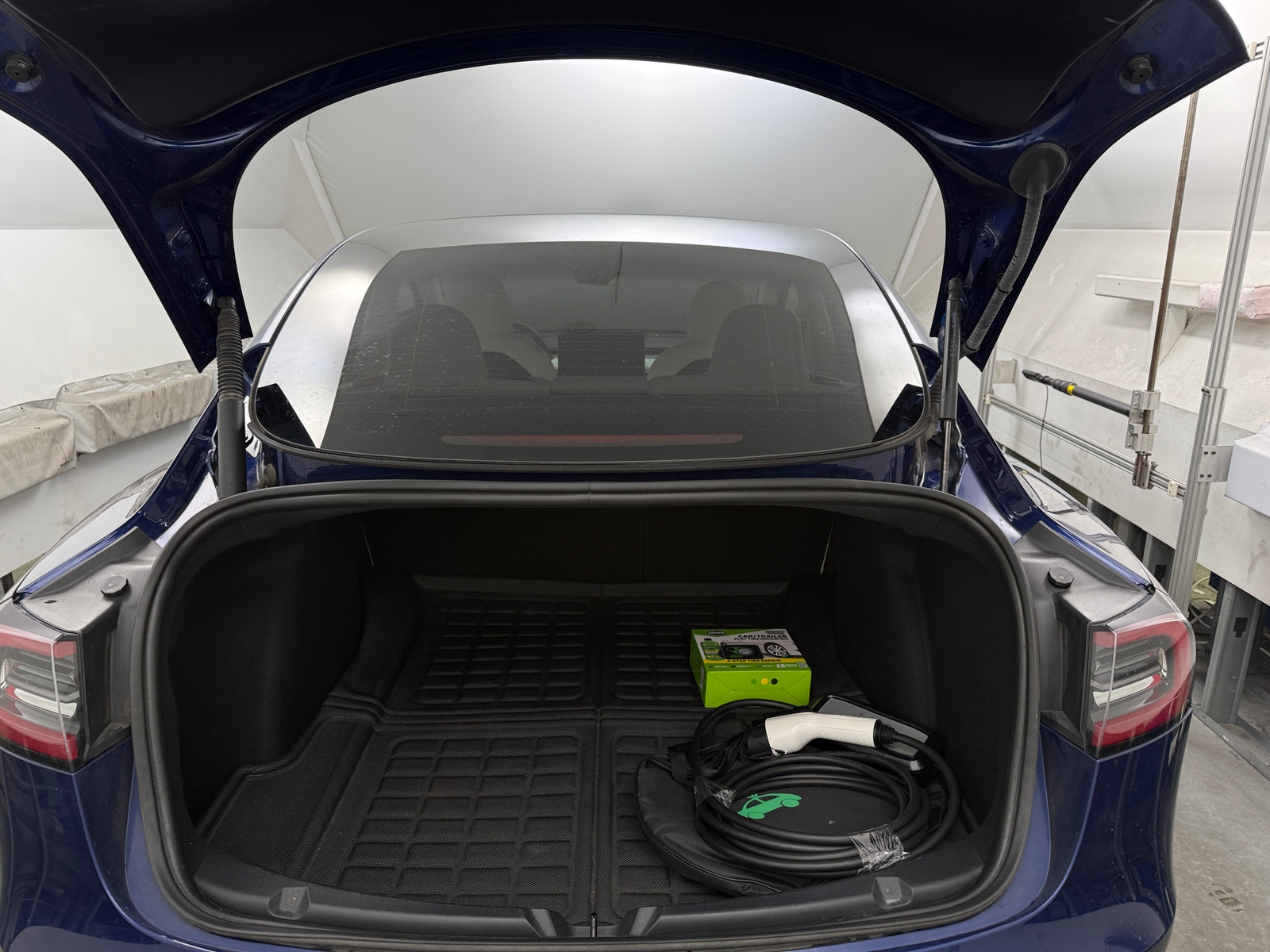 Thumbnail: 2023 Tesla Model 3 - 6