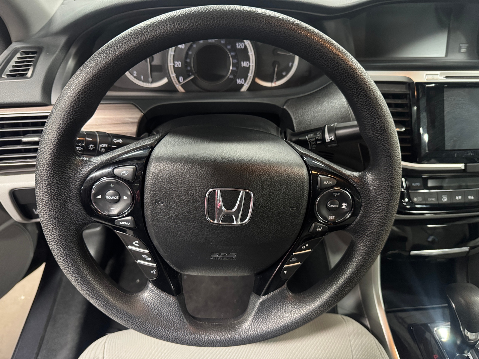 Thumbnail: 2017 Honda Accord - 5