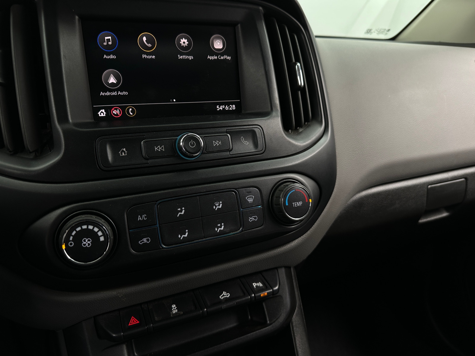 Thumbnail: 2021 Chevrolet Colorado - 4