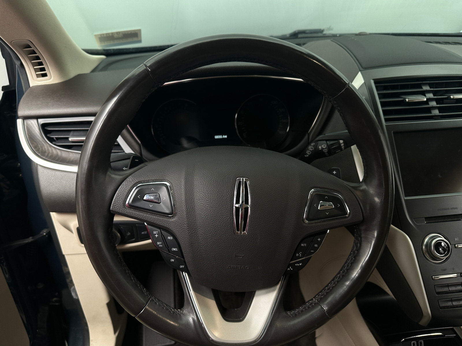 Thumbnail: 2019 Lincoln MKC - 4