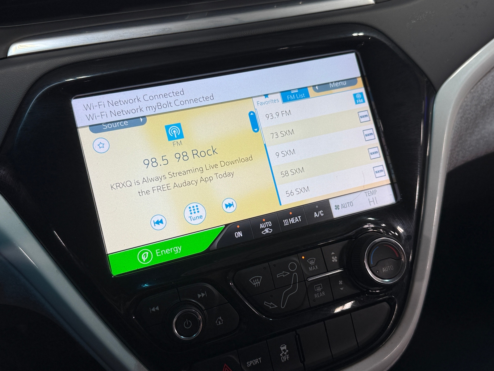 Thumbnail: 2019 Chevrolet Bolt EV - 4