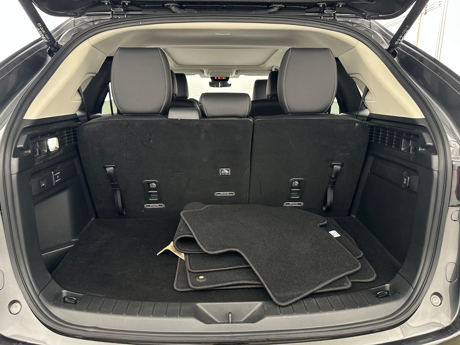 Thumbnail: 2024 Mazda CX-90 - 6