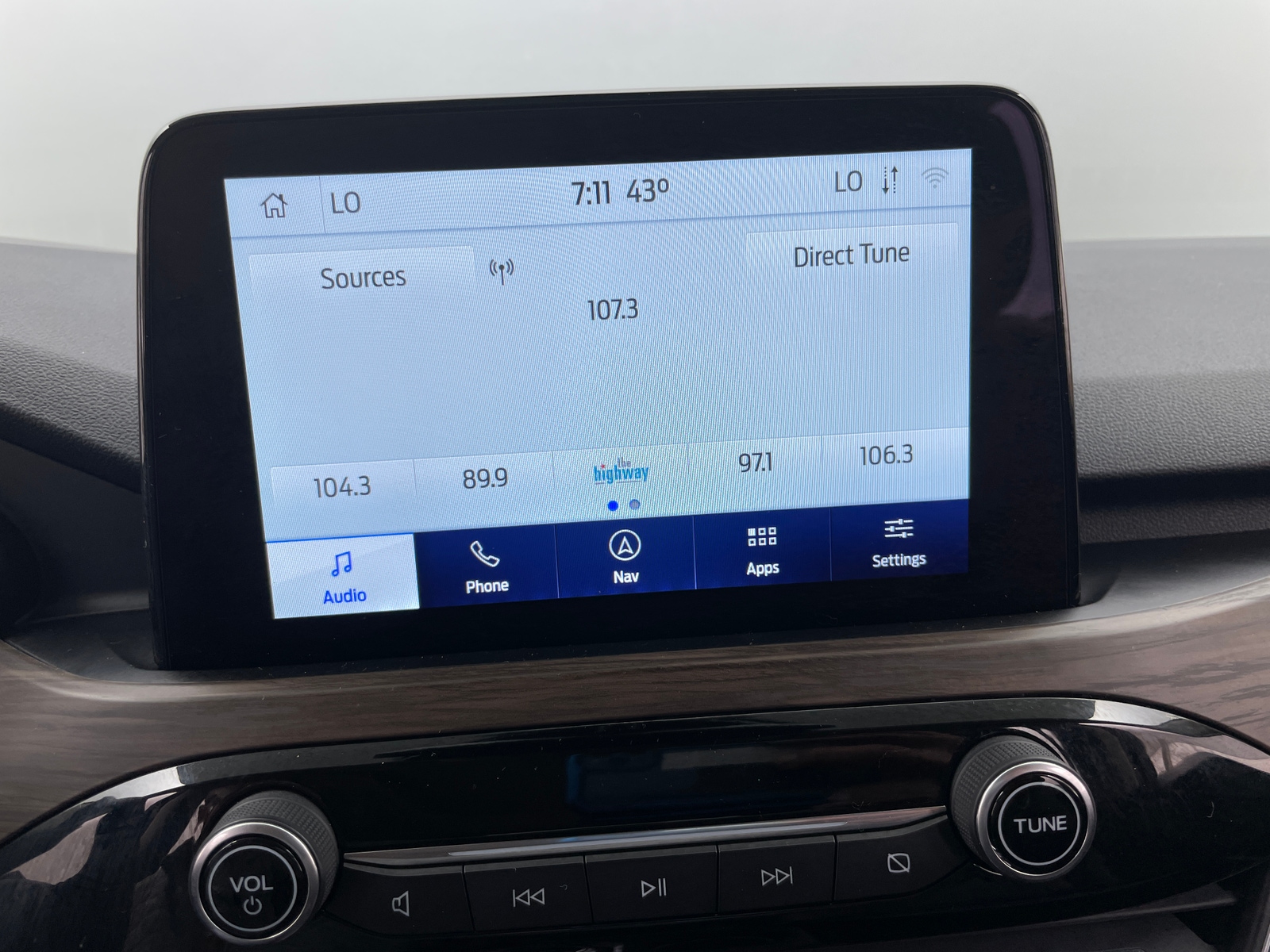 Thumbnail: 2020 Ford Escape - 3