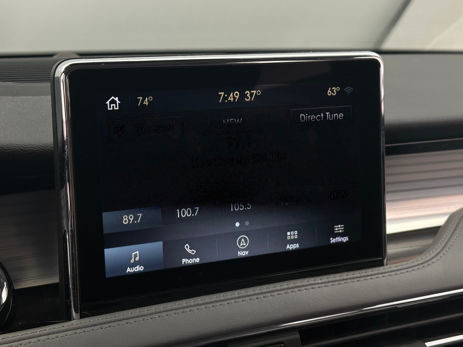 Thumbnail: 2020 Lincoln Corsair - 3