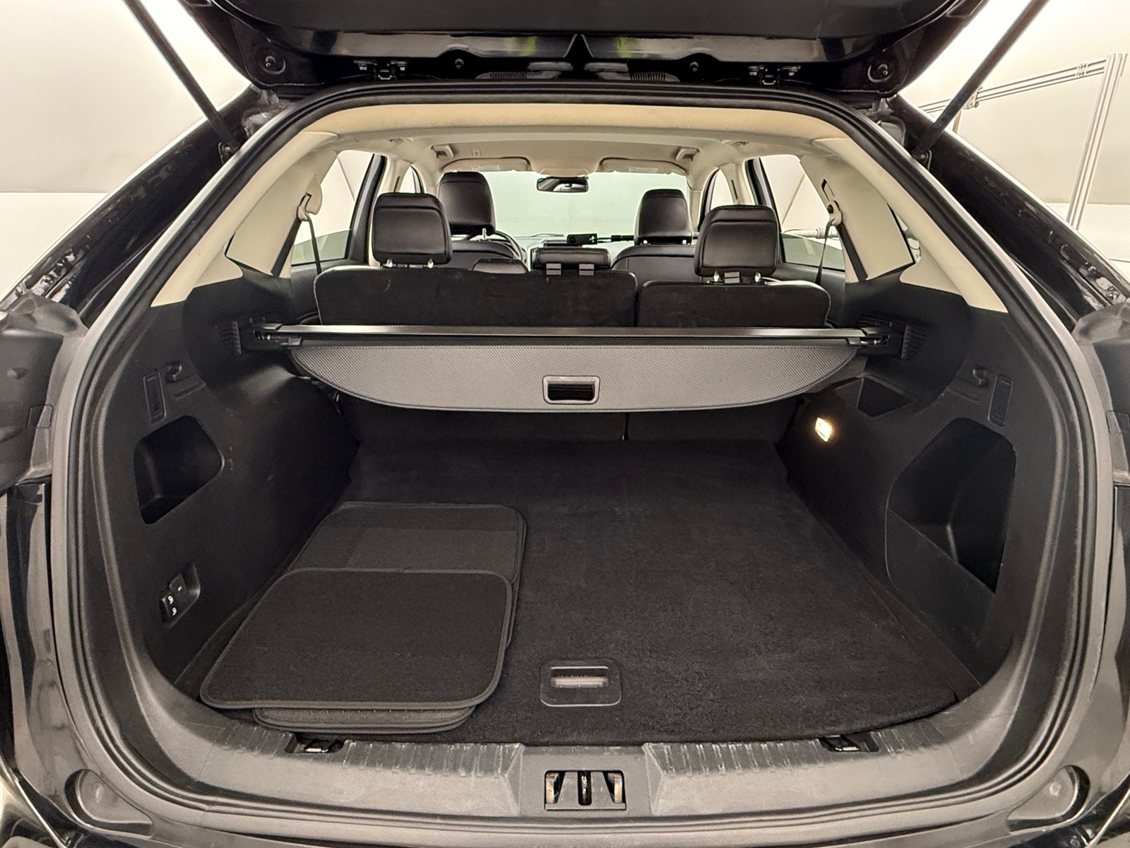 Thumbnail: 2024 Ford Edge - 6