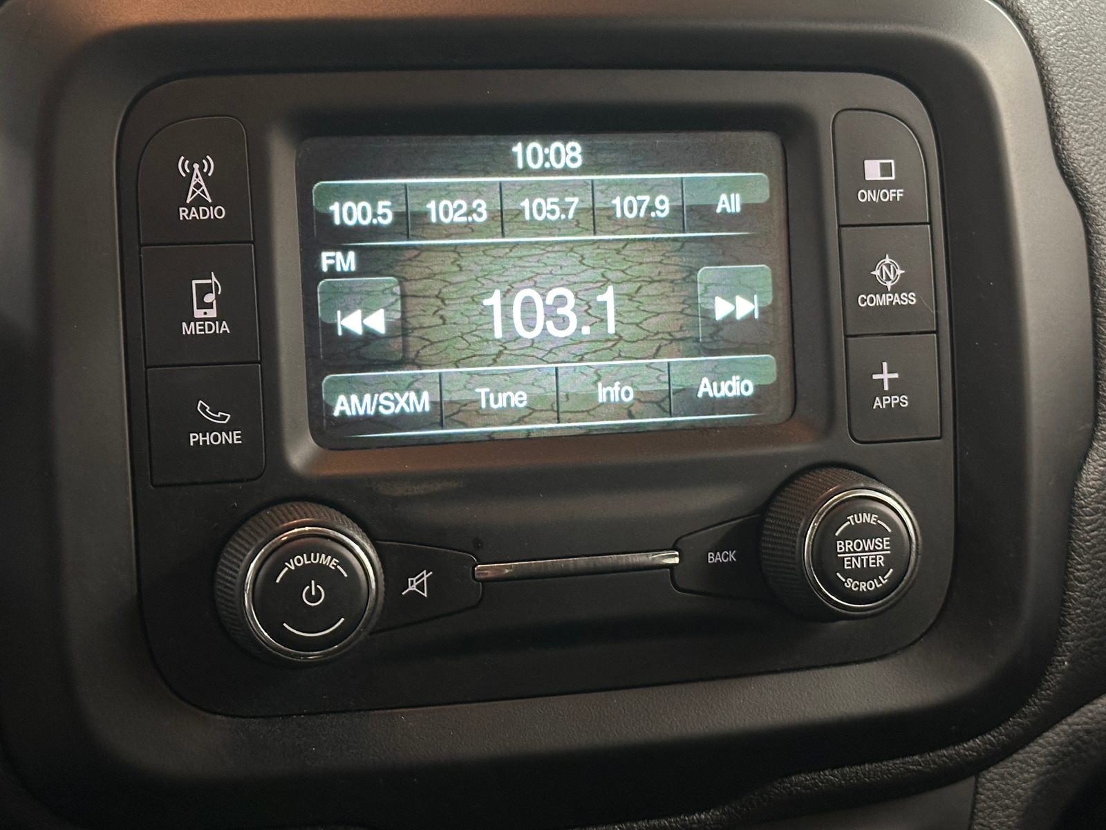 Thumbnail: 2017 Jeep Renegade - 4