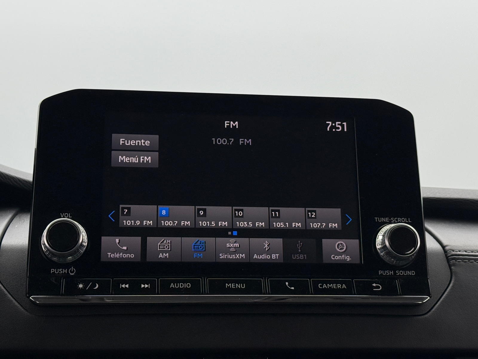 Thumbnail: 2023 Mitsubishi Outlander - 4