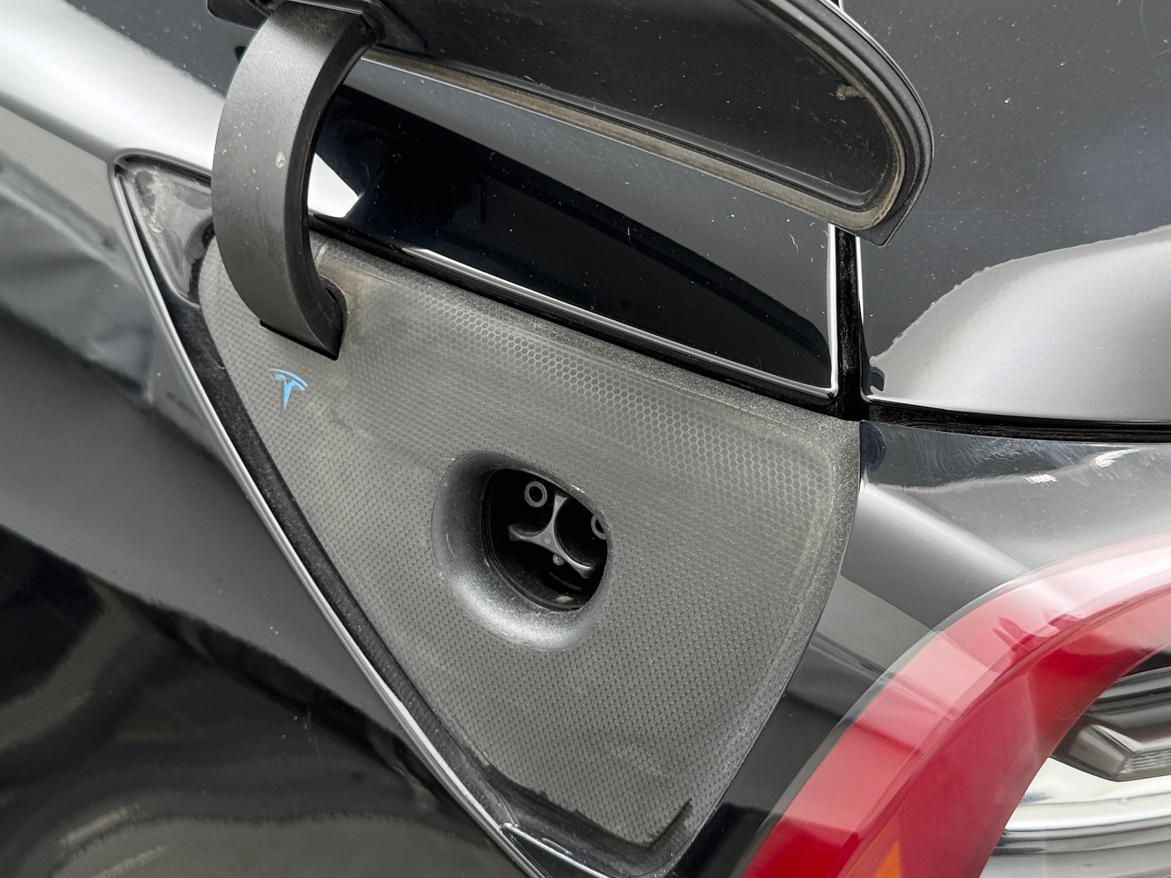 Used 2019 Tesla Model 3 Base with VIN 5YJ3E1EAXKF296557 for sale in Auburn, WA