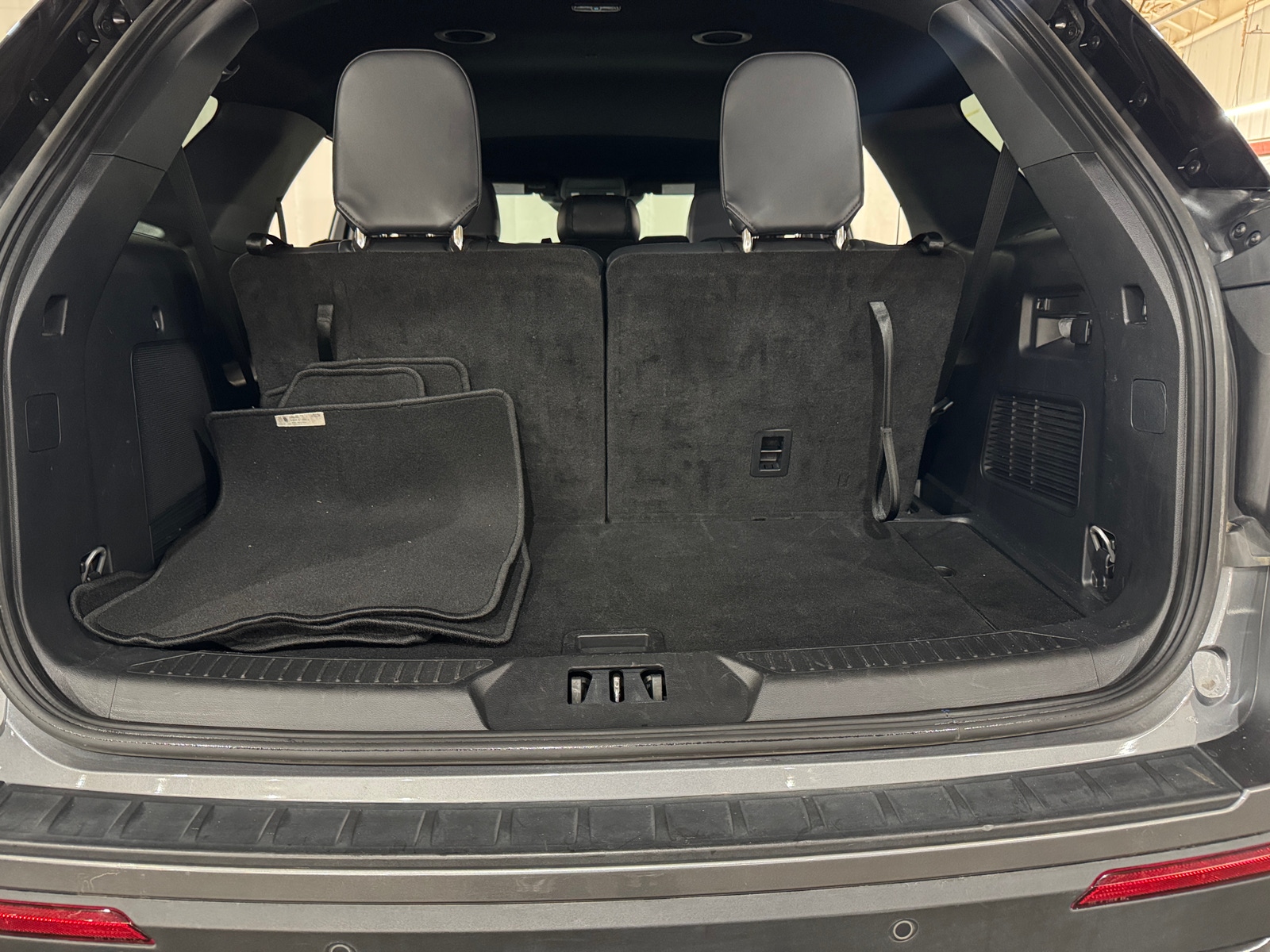 Thumbnail: 2025 Ford Explorer - 7