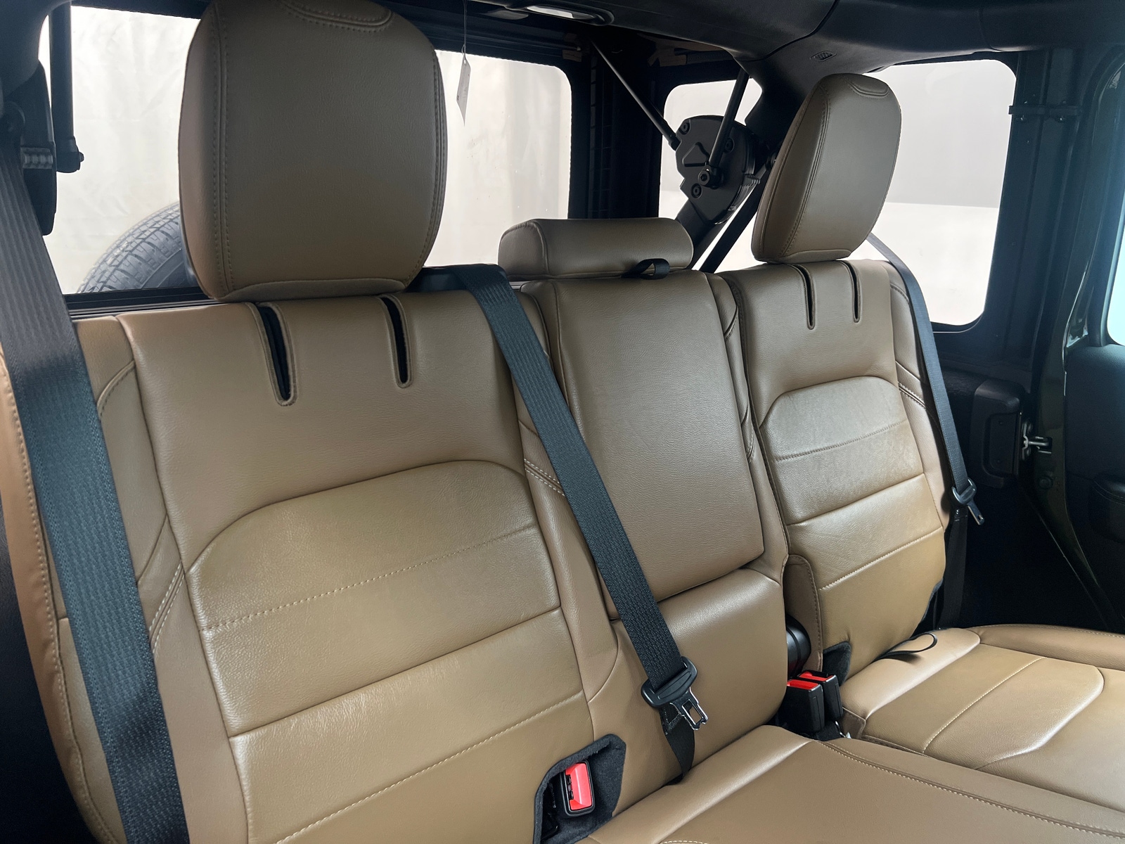 Thumbnail: 2022 Jeep Wrangler - 5