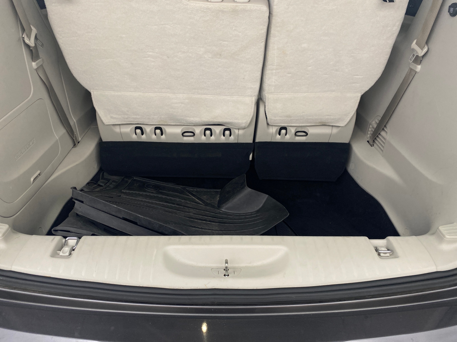 Thumbnail: 2018 Chrysler Pacifica - 6