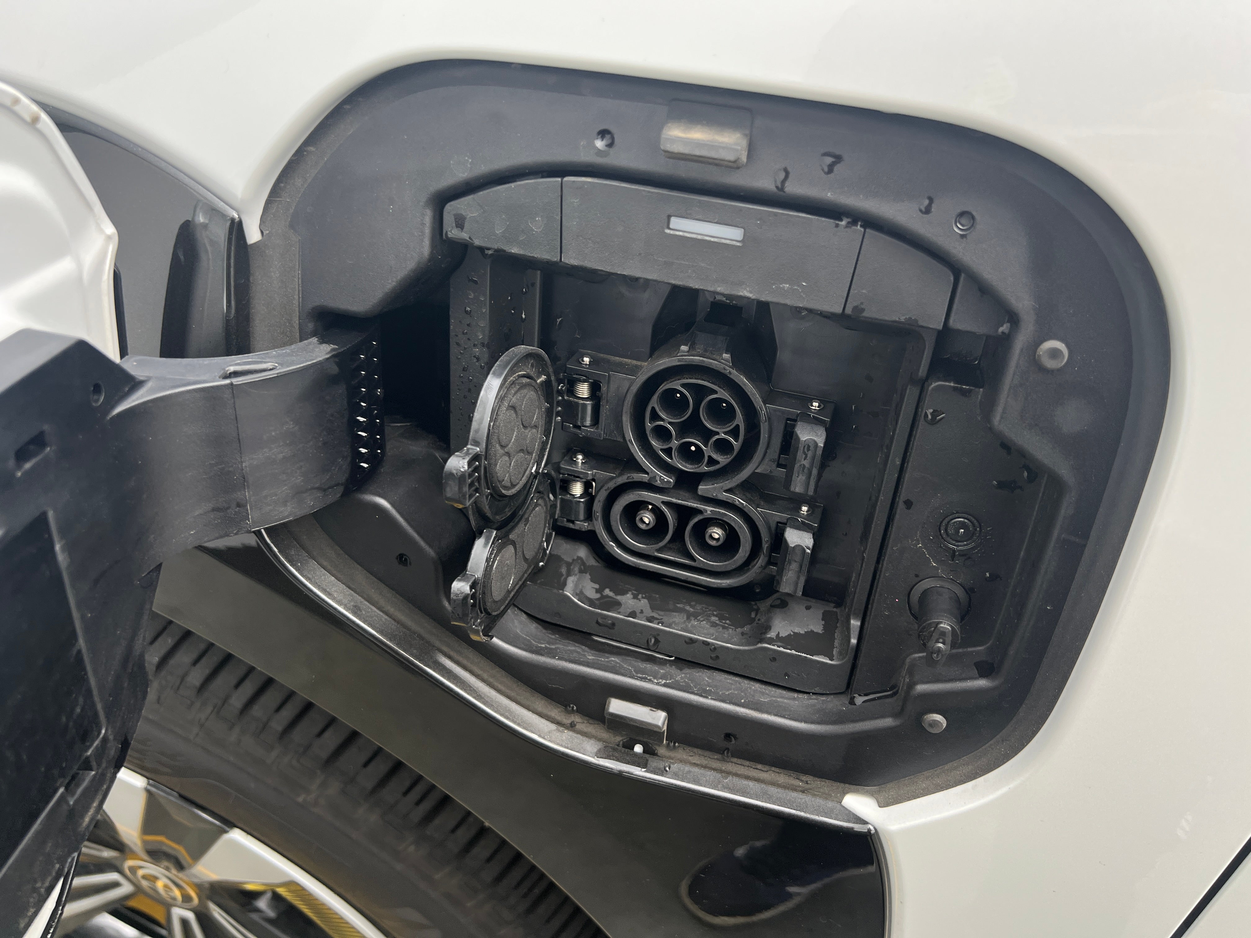 Used 2024 Toyota bZ4X XLE with VIN JTMABACA8RA079790 for sale in Auburn, WA