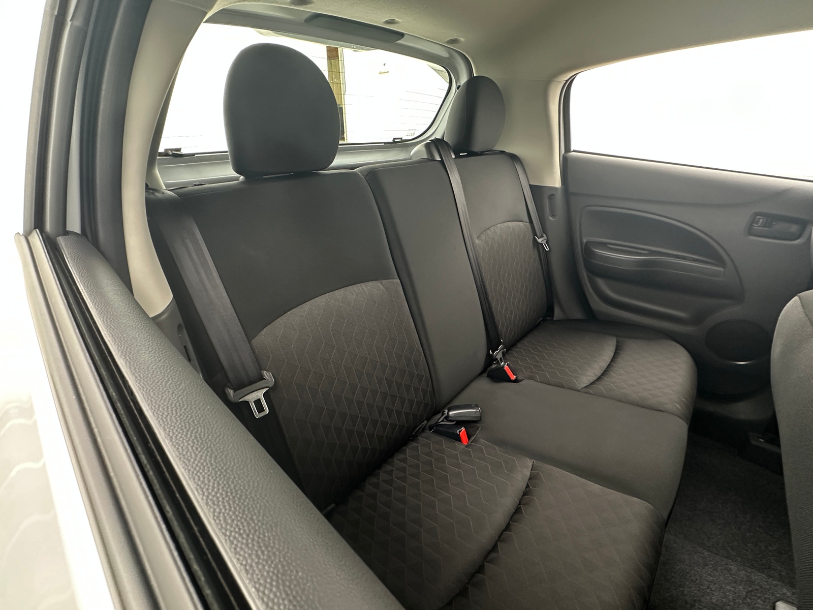 Thumbnail: 2024 Mitsubishi Mirage - 6