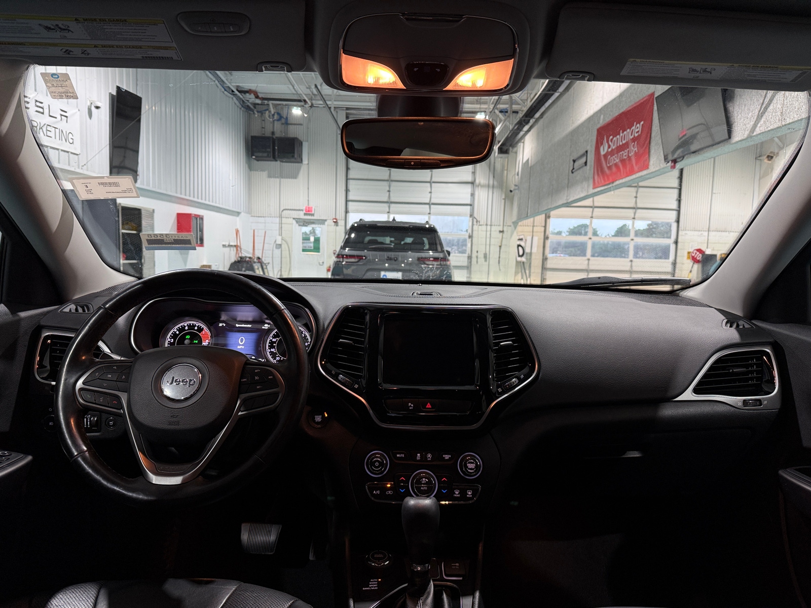 Thumbnail: 2019 Jeep Cherokee - 2