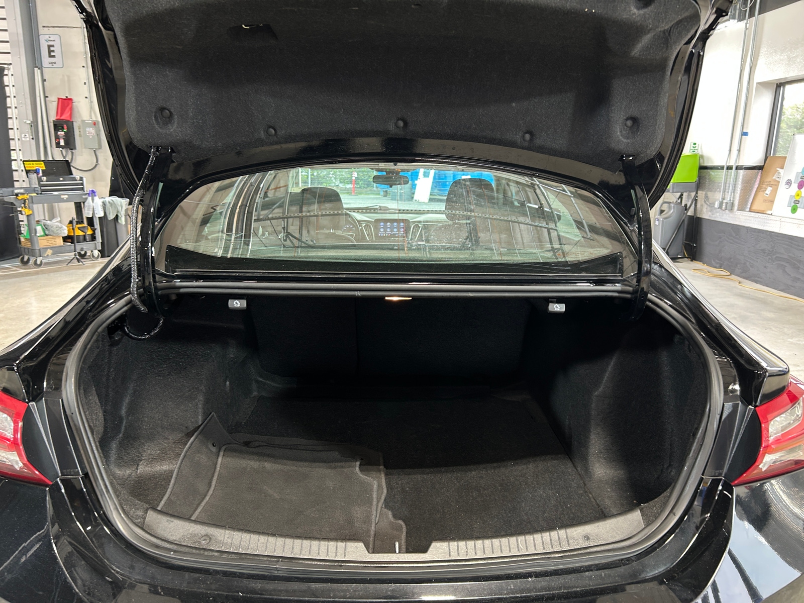 Thumbnail: 2022 Chevrolet Malibu - 7