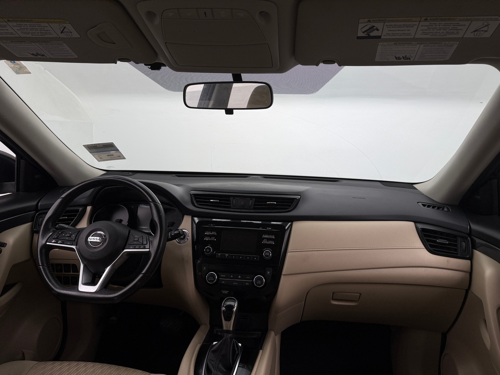 Thumbnail: 2017 Nissan Rogue - 3