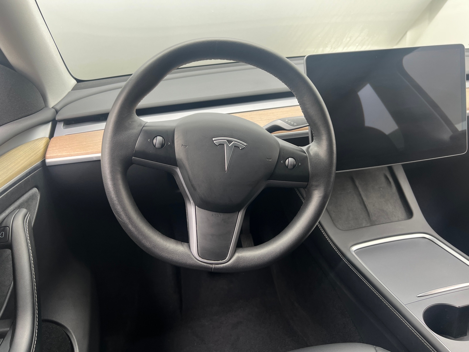 Thumbnail: 2023 Tesla Model Y - 4