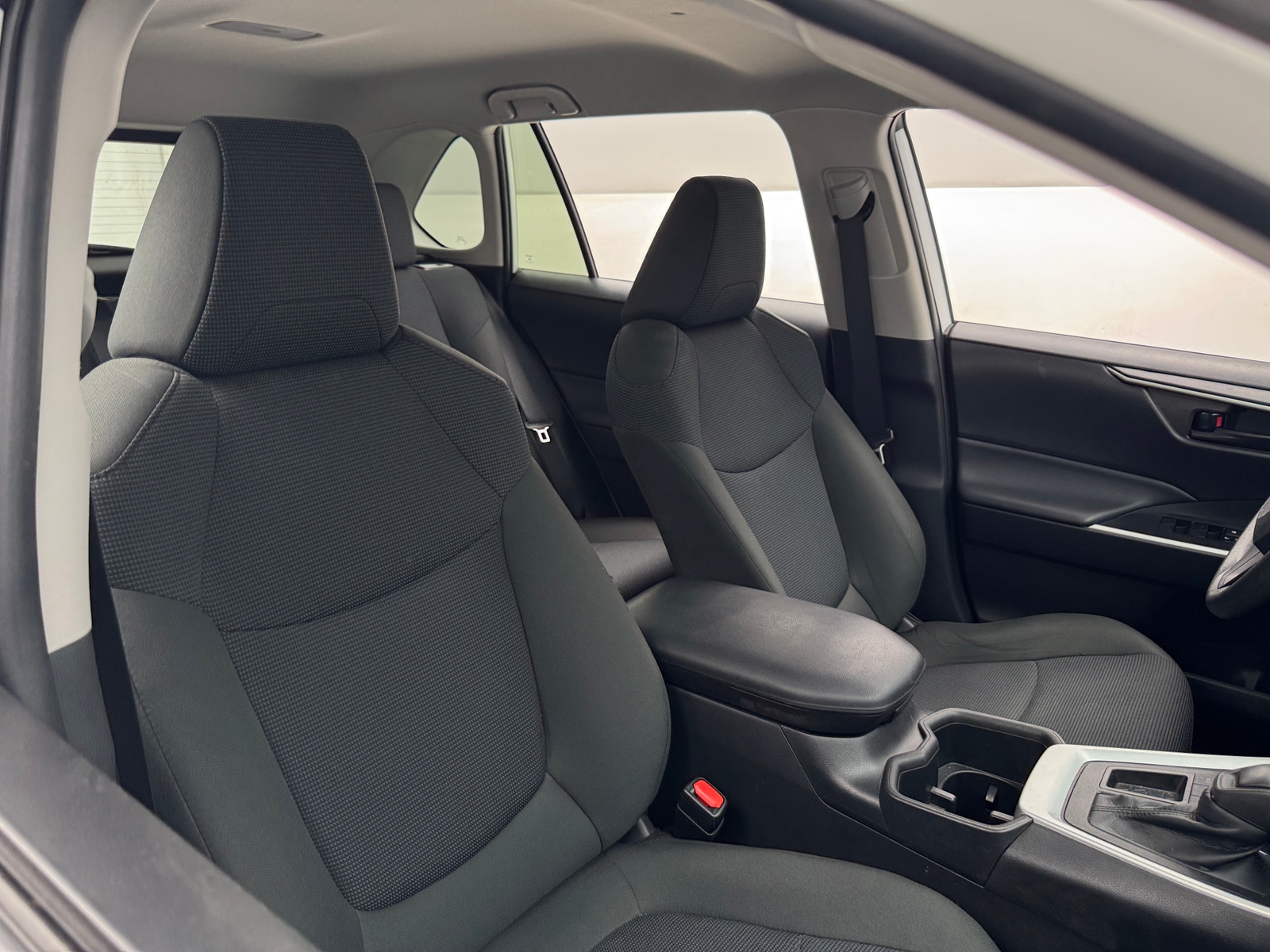 Thumbnail: 2022 Toyota RAV4 - 2