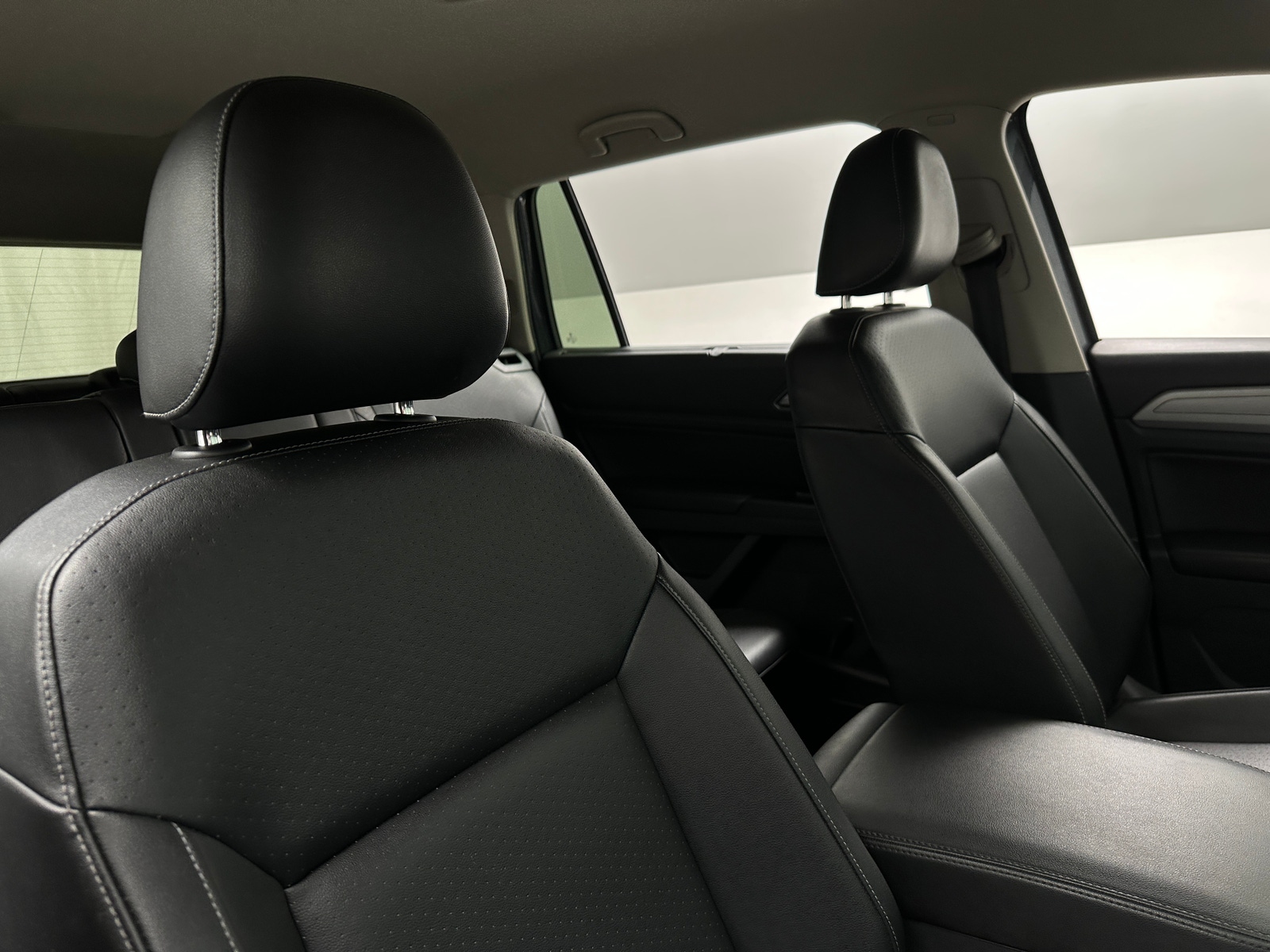 Thumbnail: 2018 Volkswagen Atlas - 2