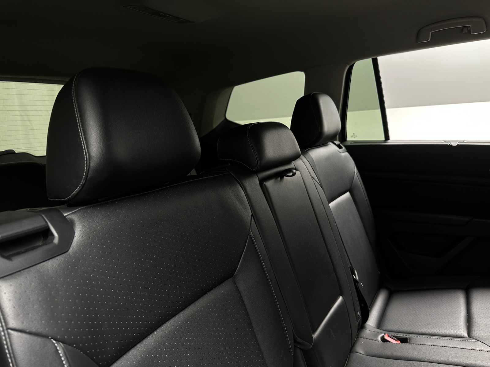 Thumbnail: 2018 Volkswagen Atlas - 6