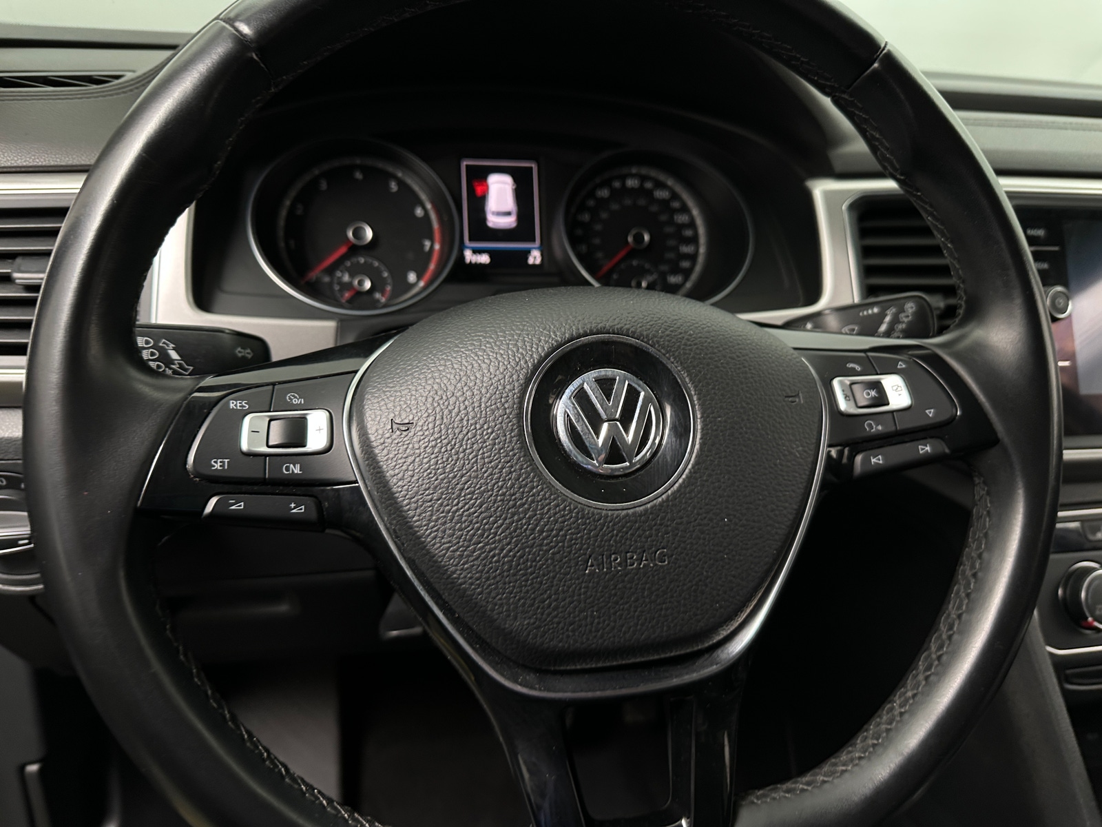 Thumbnail: 2018 Volkswagen Atlas - 5