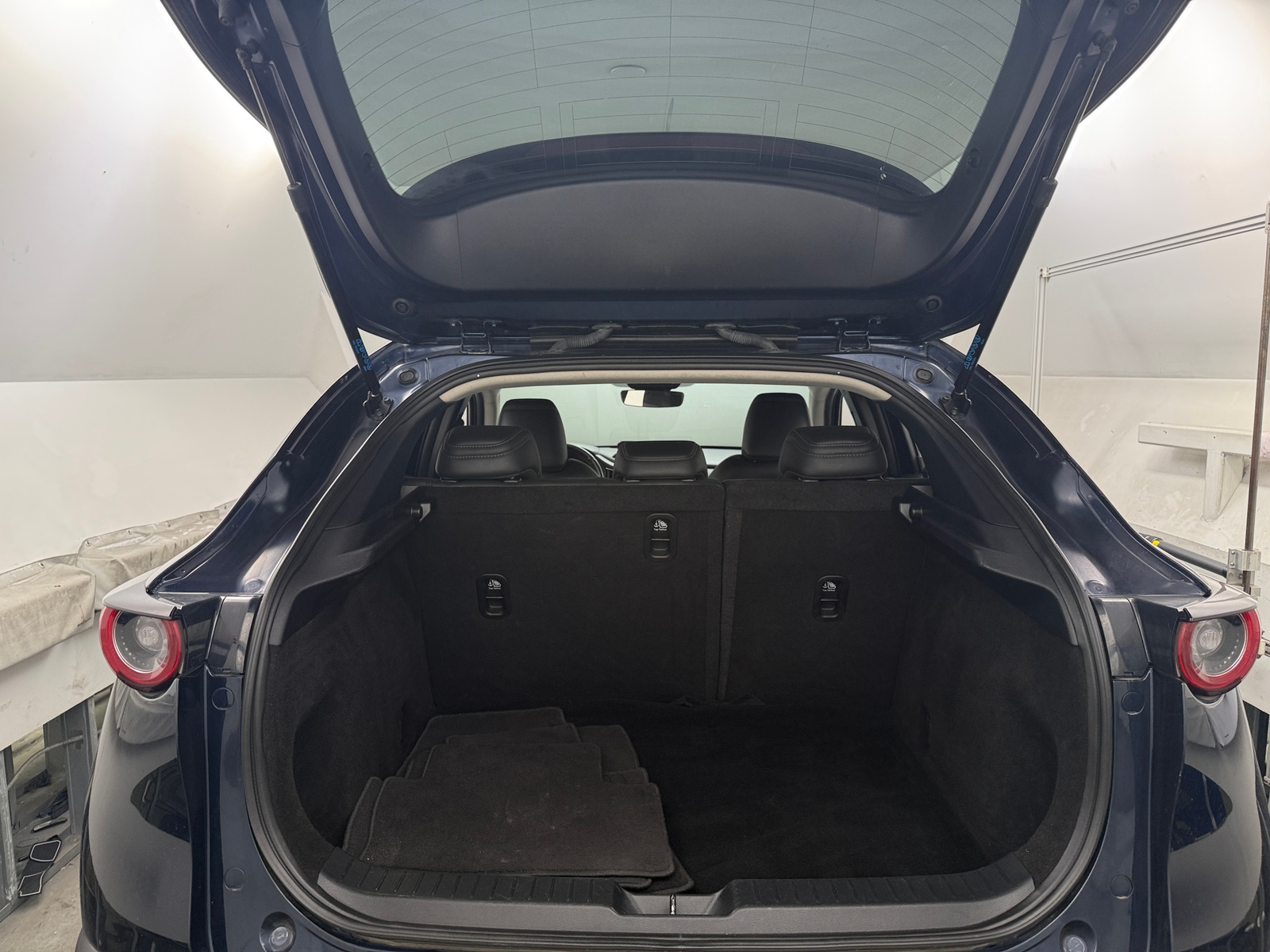 Thumbnail: 2023 Mazda CX-30 - 6