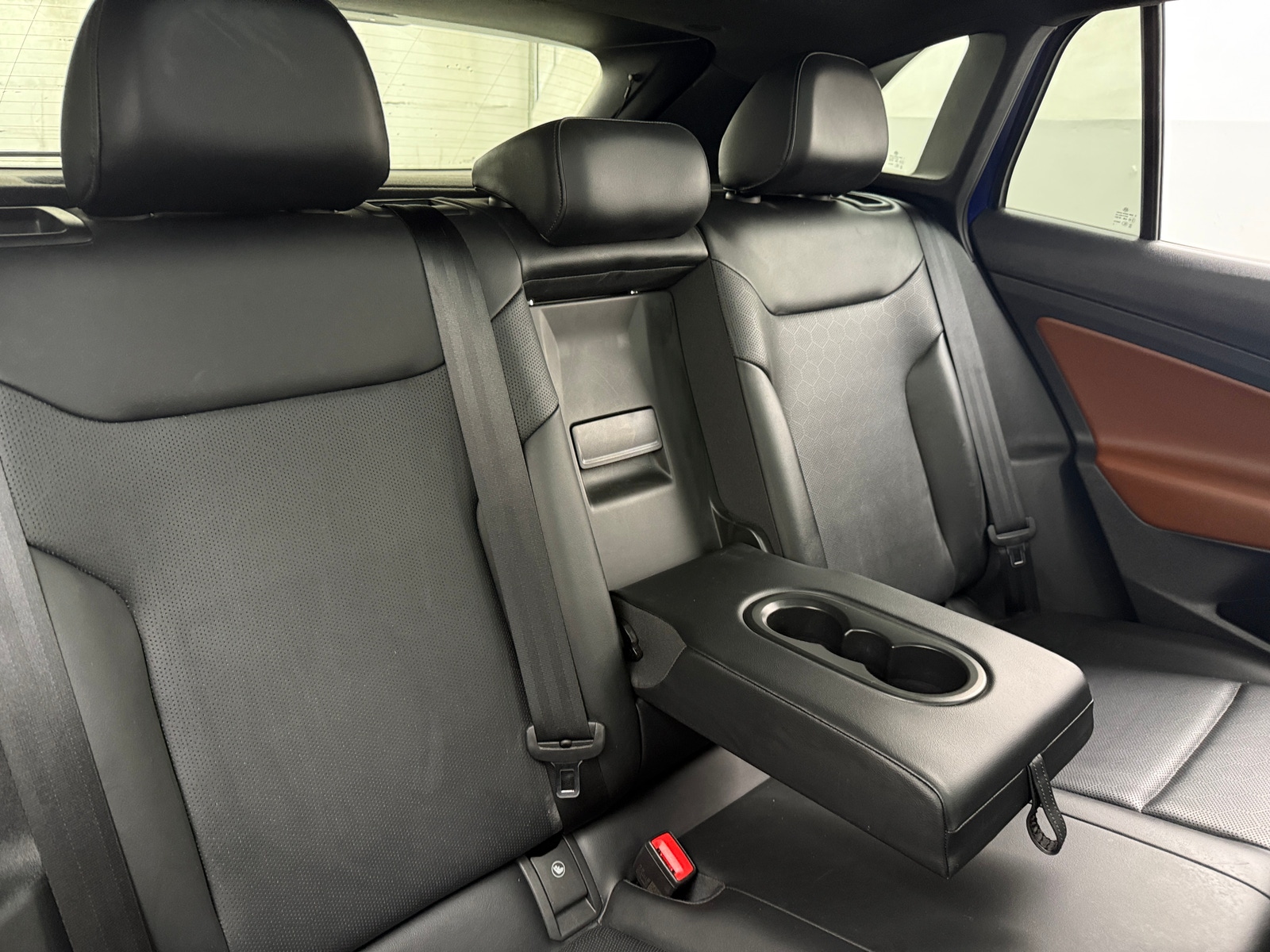 Thumbnail: 2022 Volkswagen ID.4 - 5