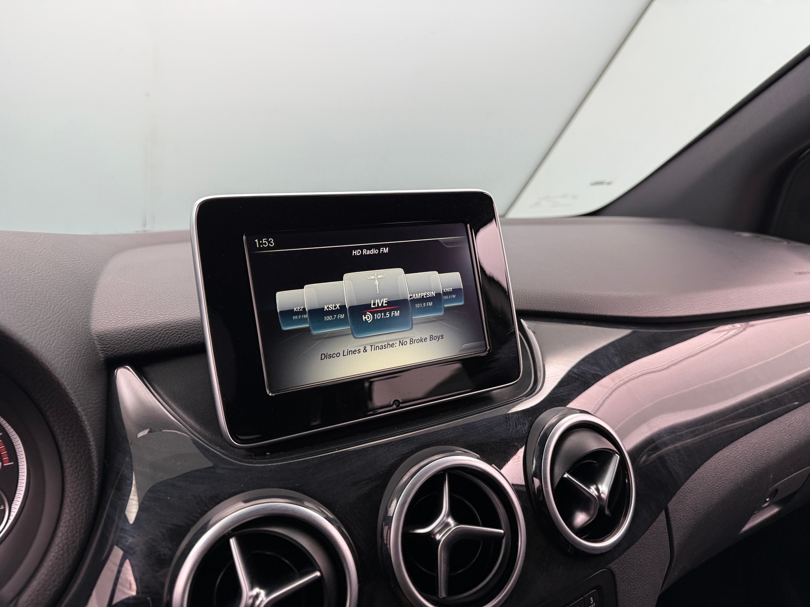 Thumbnail: 2017 Mercedes-Benz B-Class - 3