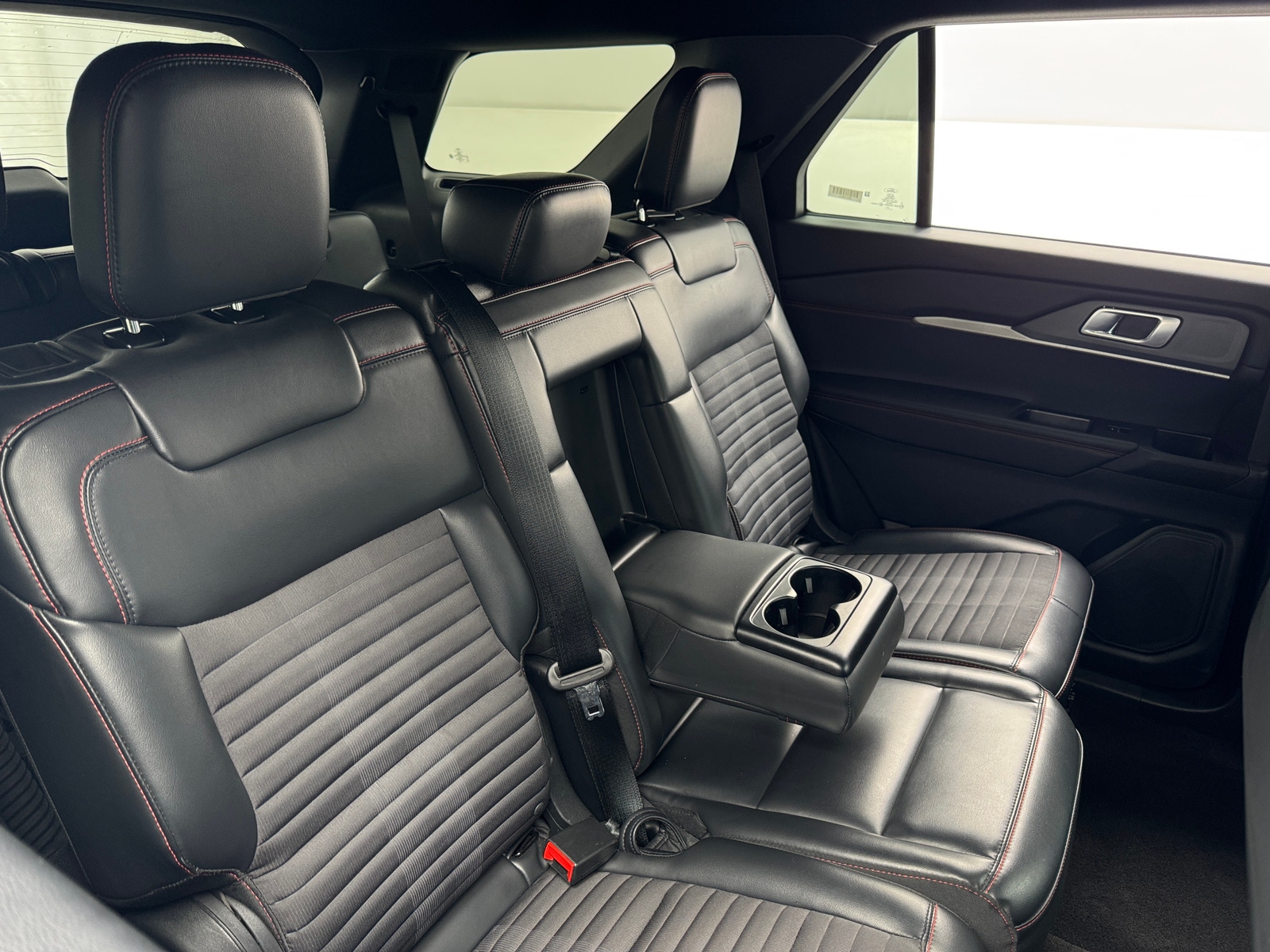 Thumbnail: 2025 Ford Explorer - 5