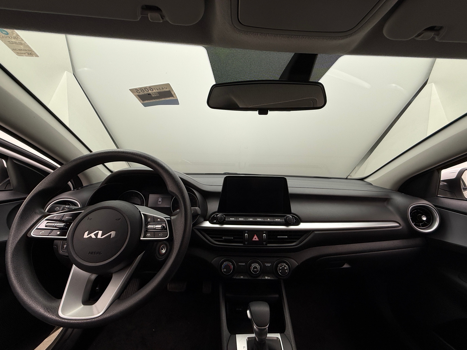 Thumbnail: 2024 Kia Forte - 3