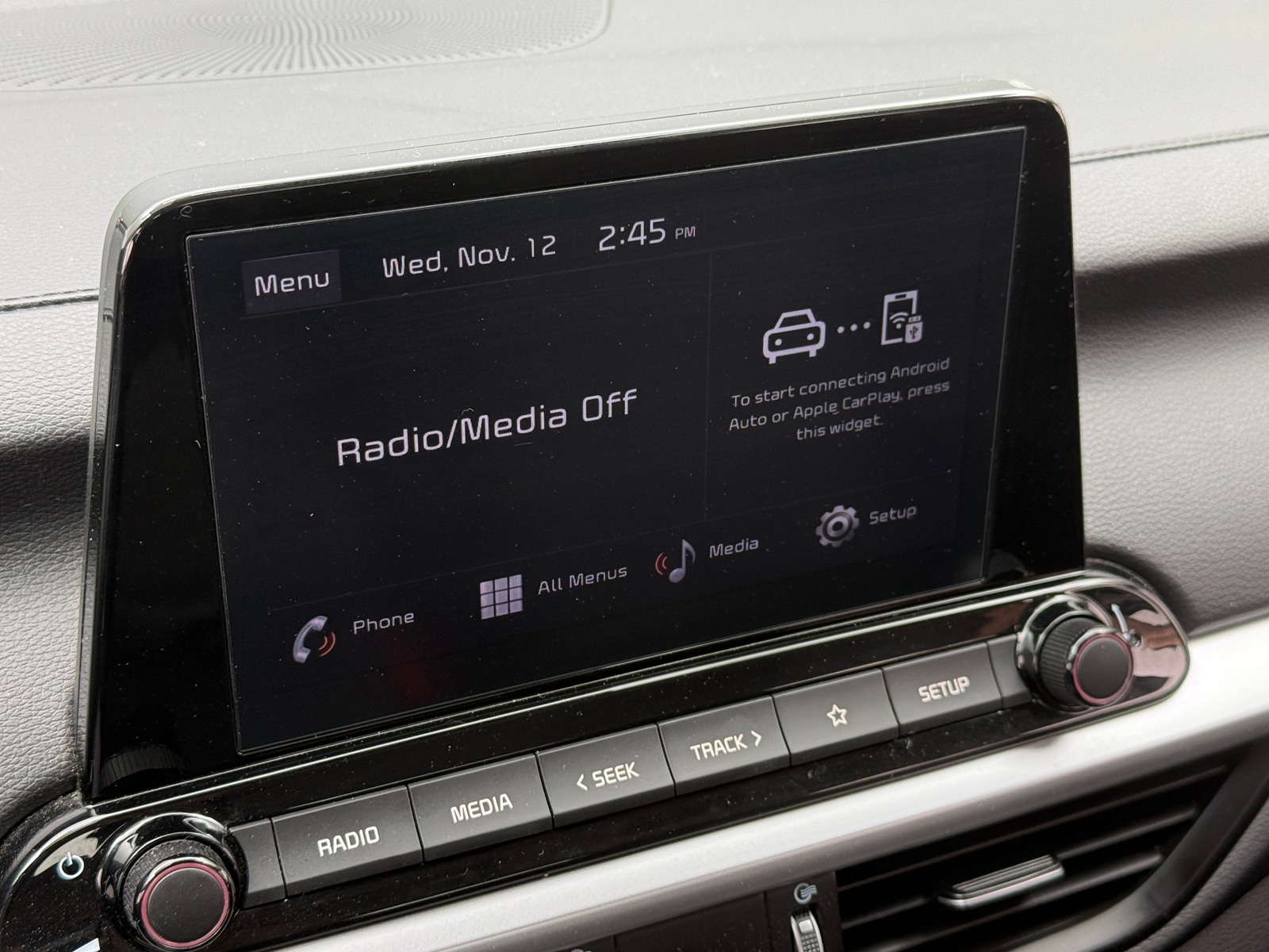 Thumbnail: 2024 Kia Forte - 4