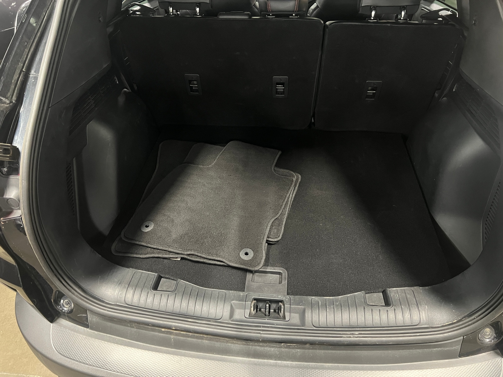 Thumbnail: 2025 Ford Escape - 7