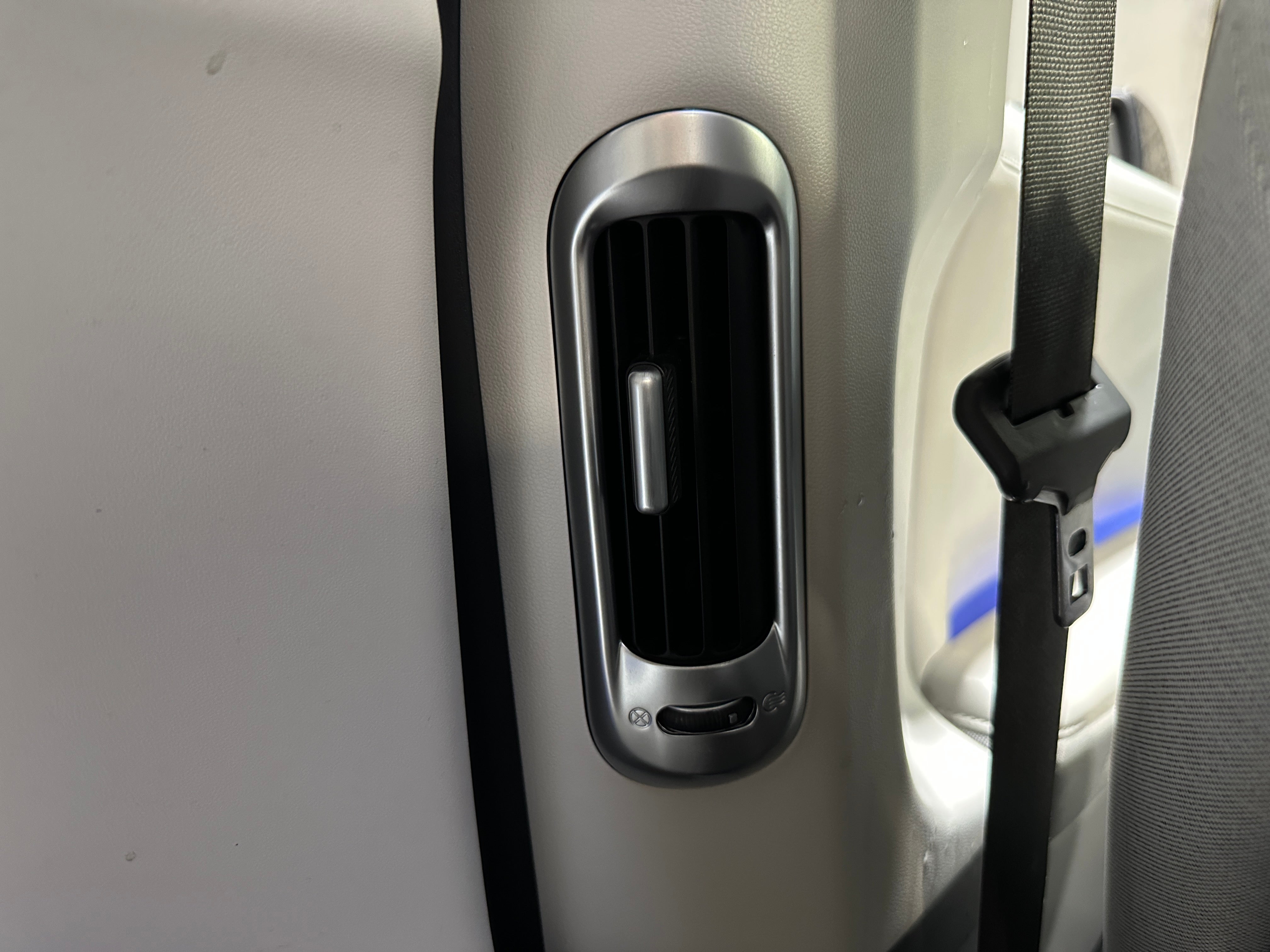 Used 2023 Hyundai IONIQ 5 SEL with VIN KM8KNDAF5PU207518 for sale in Oak Creek, WI