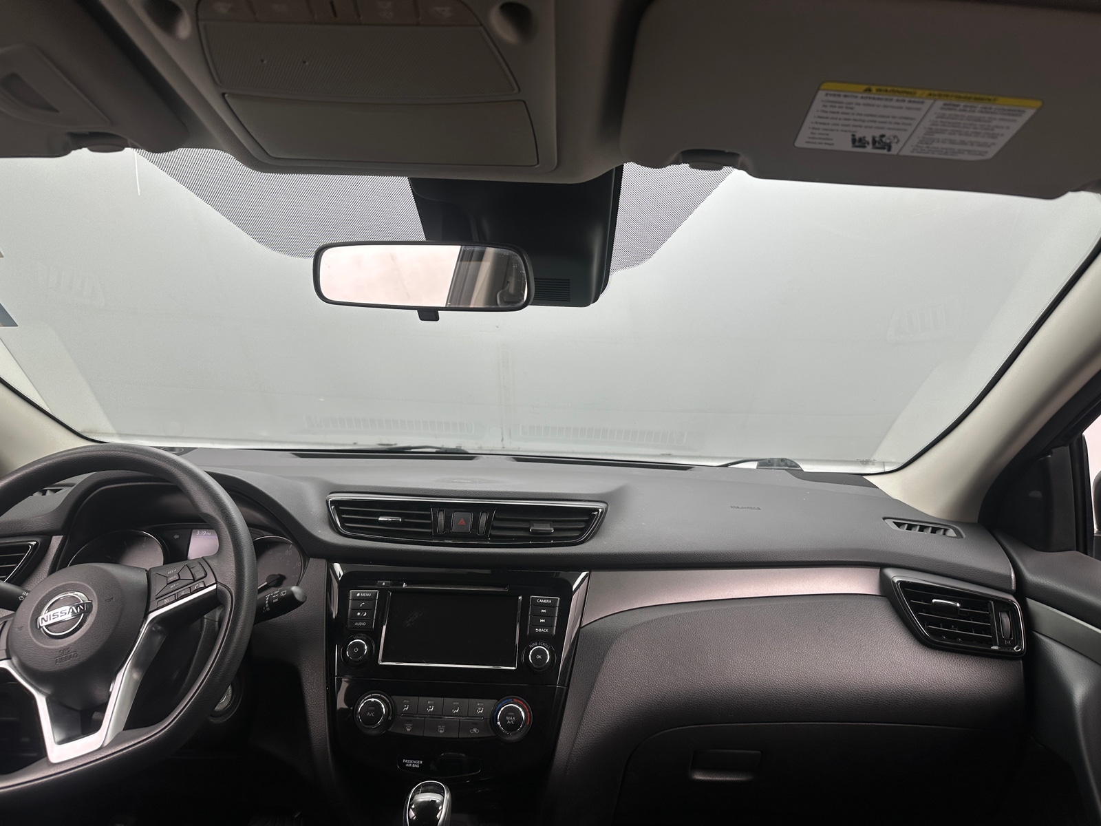 Thumbnail: 2021 Nissan Rogue Sport - 3