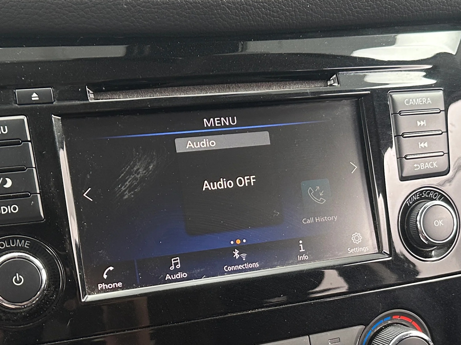 Thumbnail: 2021 Nissan Rogue Sport - 4