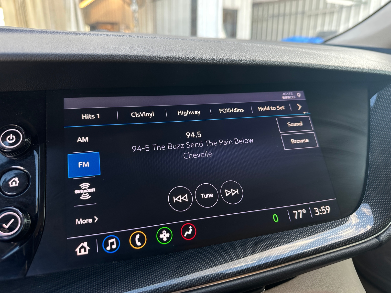 Thumbnail: 2021 Buick Envision - 3