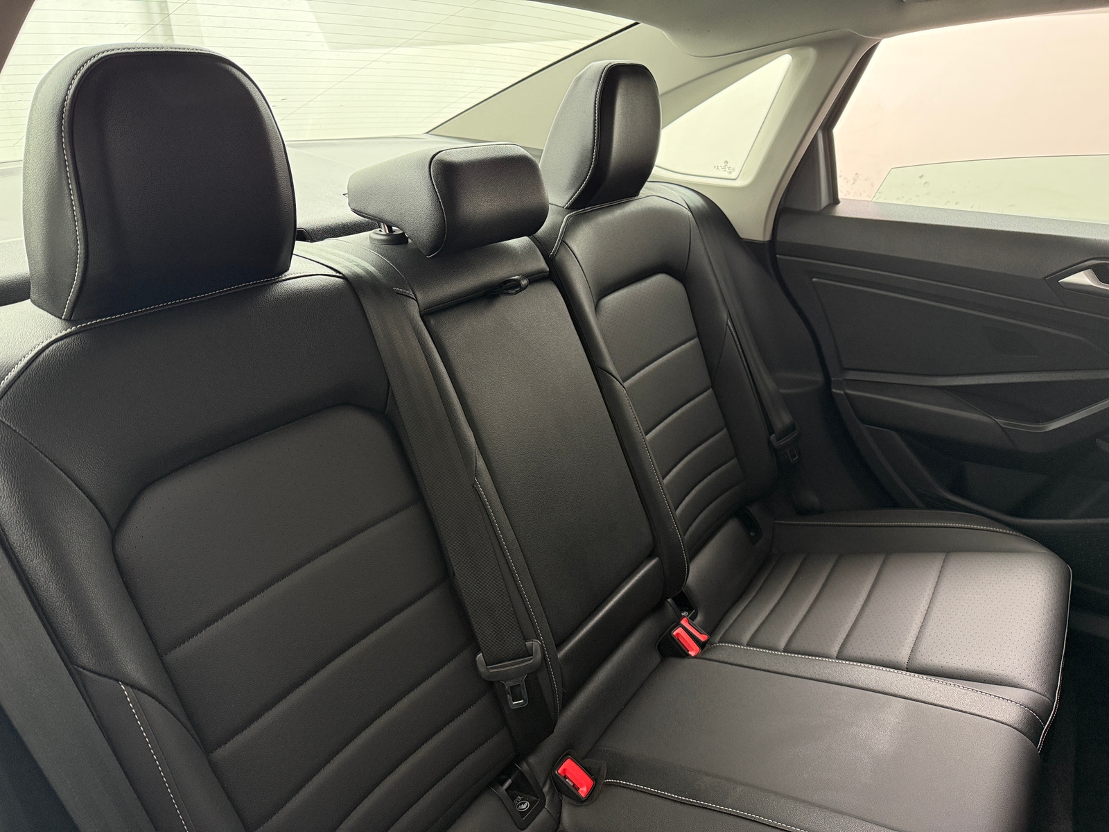 Thumbnail: 2024 Volkswagen Jetta - 5