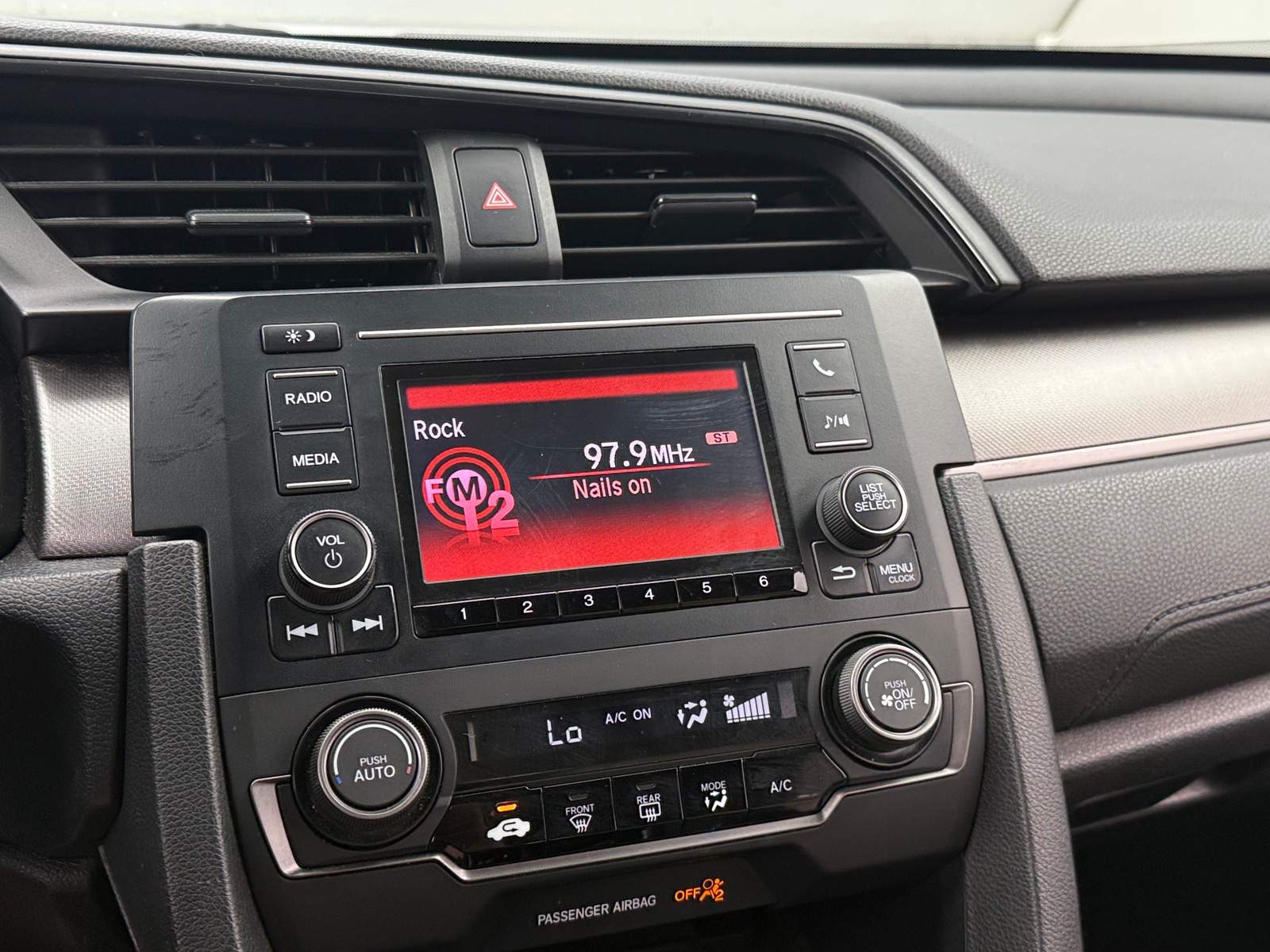 Thumbnail: 2017 Honda Civic - 4