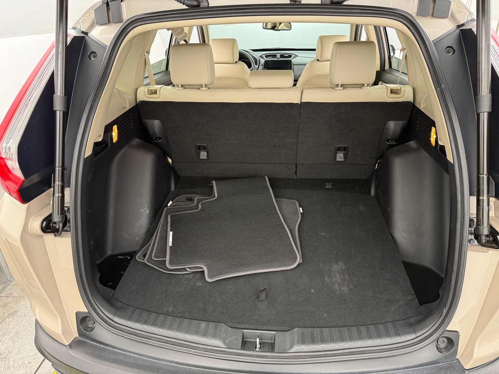 Thumbnail: 2019 Honda CR-V - 6