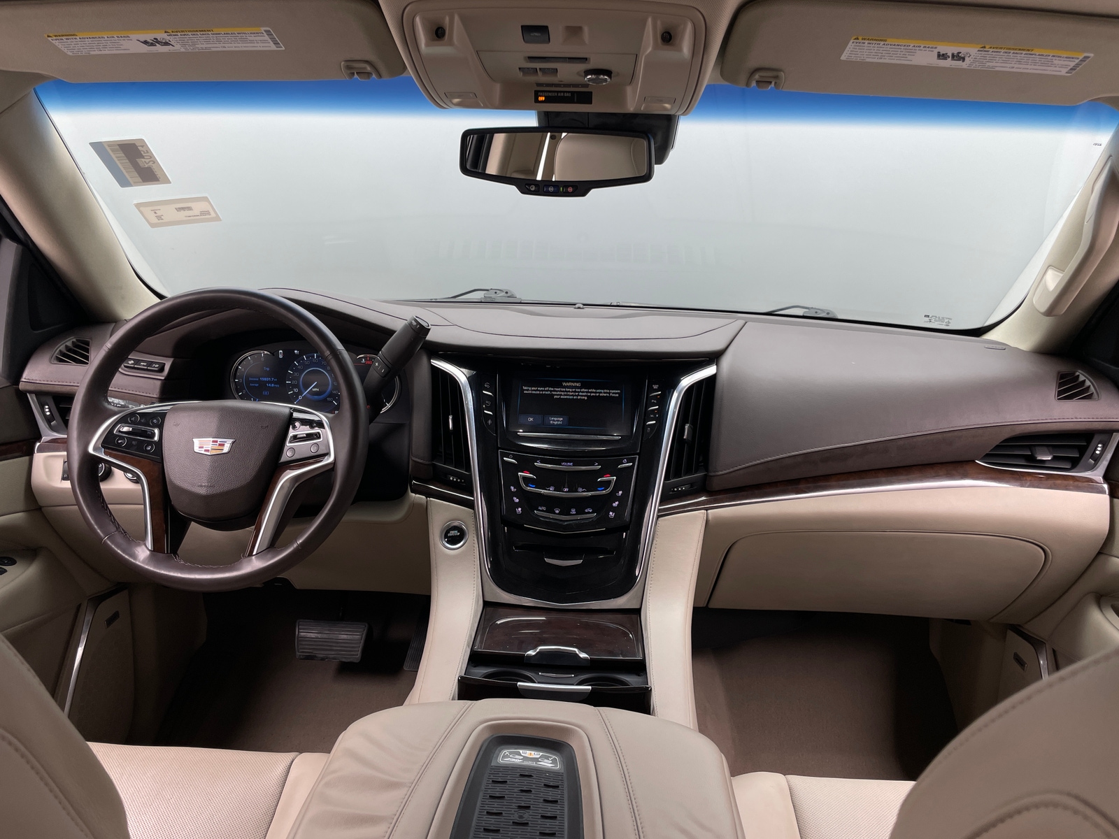 Thumbnail: 2016 Cadillac Escalade - 2