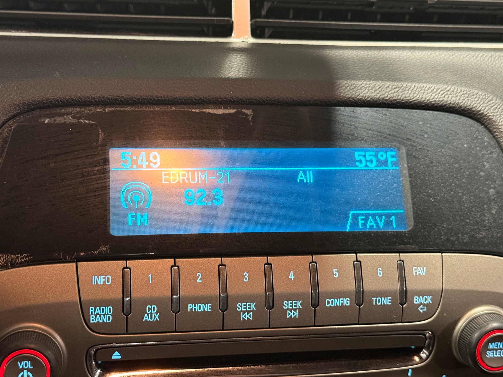 Thumbnail: 2011 Chevrolet Camaro - 2