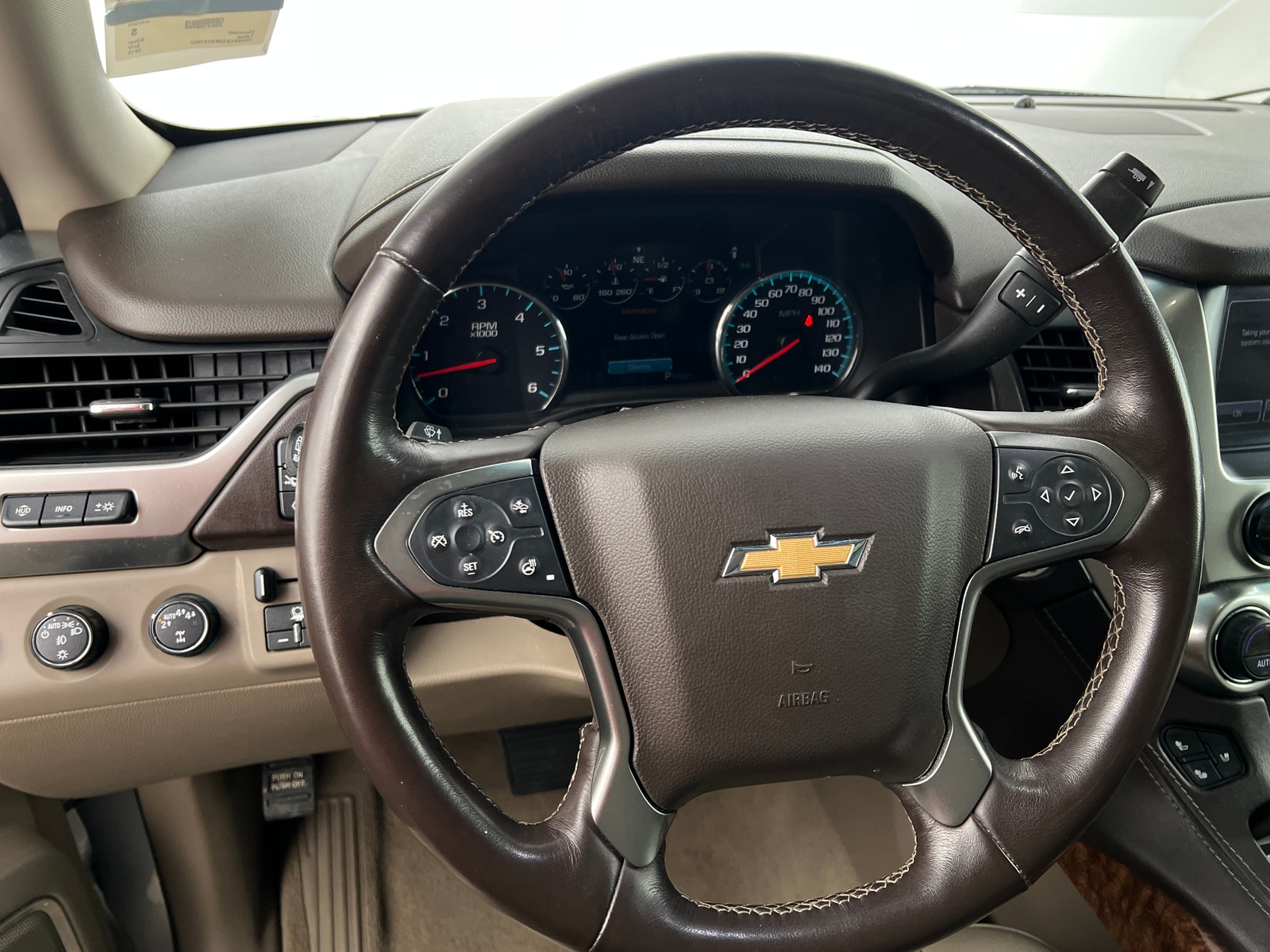 Thumbnail: 2019 Chevrolet Tahoe - 4