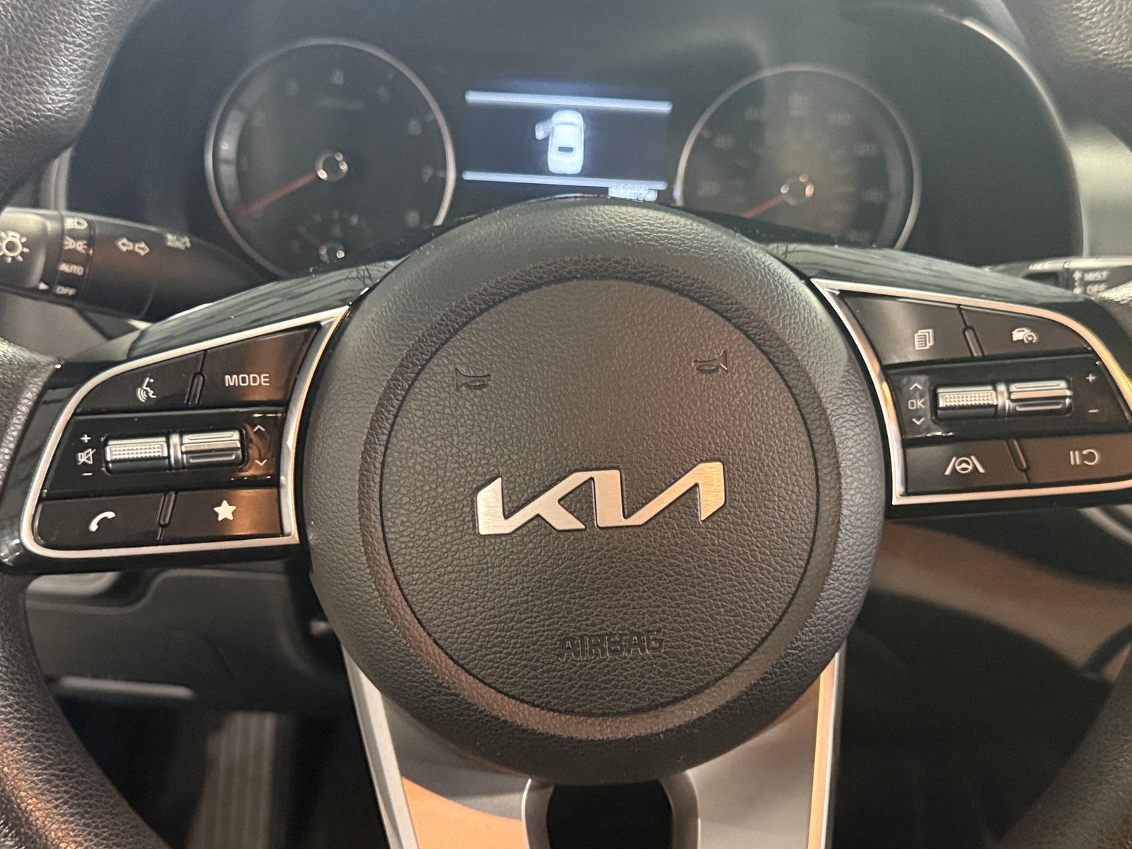 Thumbnail: 2024 Kia Forte - 5