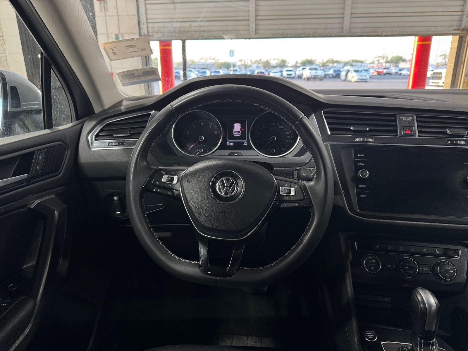 Thumbnail: 2021 Volkswagen Tiguan - 4