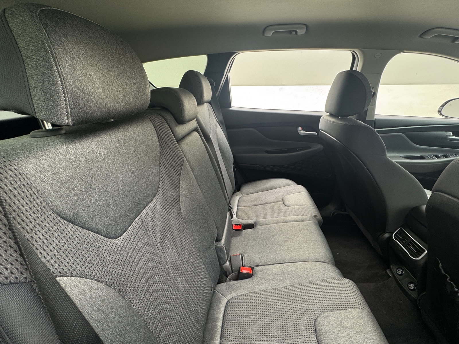 Thumbnail: 2022 Hyundai Santa Fe - 6